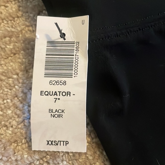 Aritzia TNA equator shorts 7inch black cotton + spandex size xxs - Picture 2 of 4